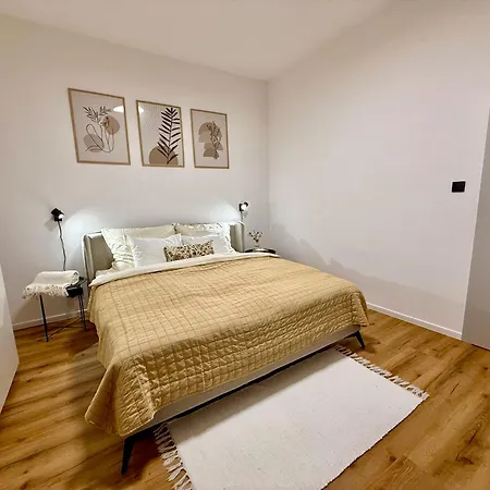 Old Town - štefánikova Apartamento *